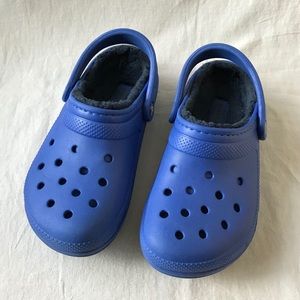 Crocs Classic Fuzz-Lined Clogs